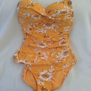 Swimsuit one piece yellow floral